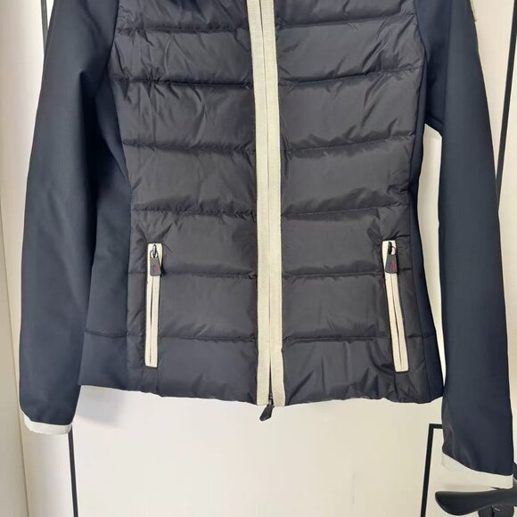 MONCLER GRENOBLE Hooded paneled twill and quilted stretch-shell down jacket - Picture 8 of 16